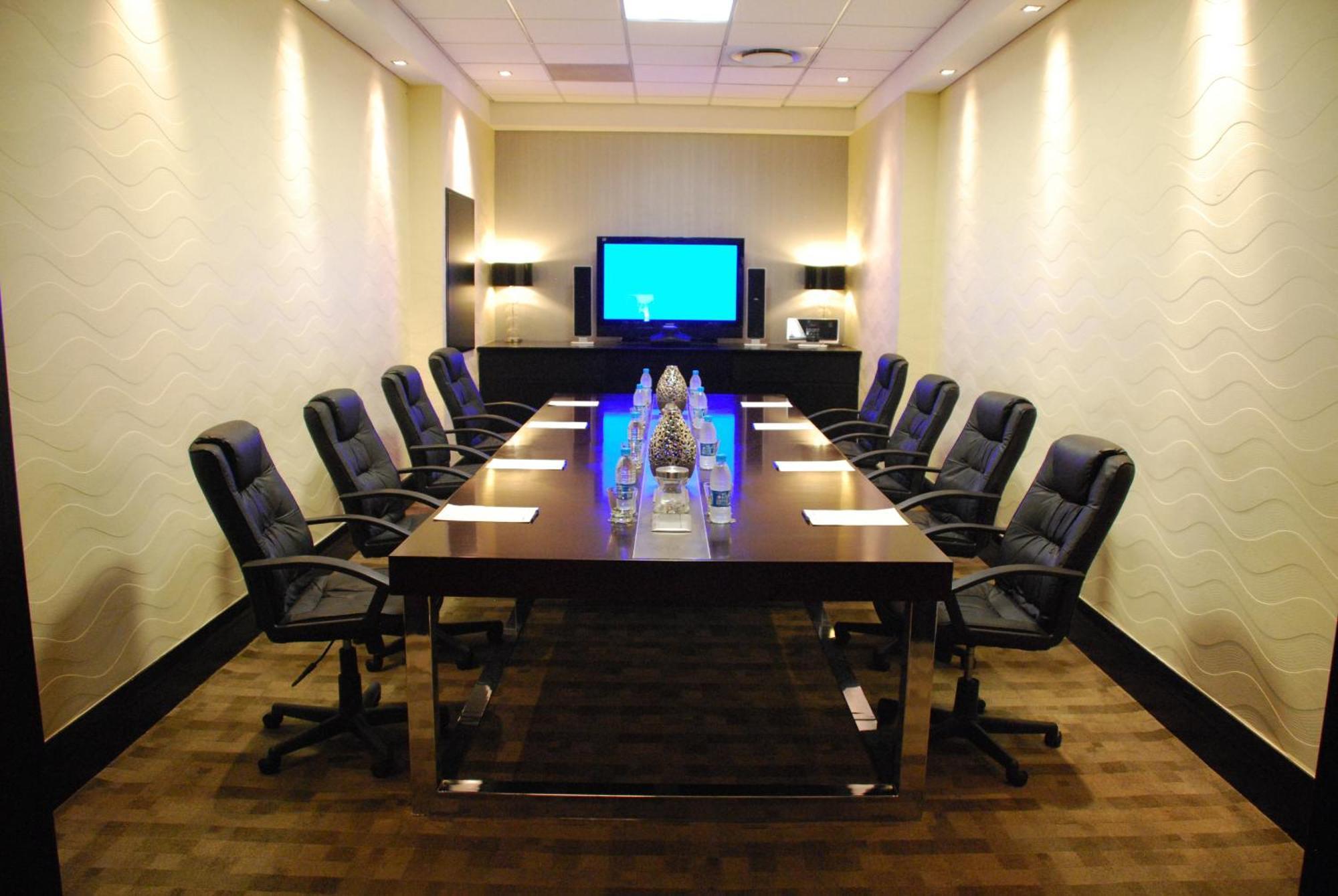 Southern Sun Or Tambo International Airport Kempton Park Exterior foto Meeting room